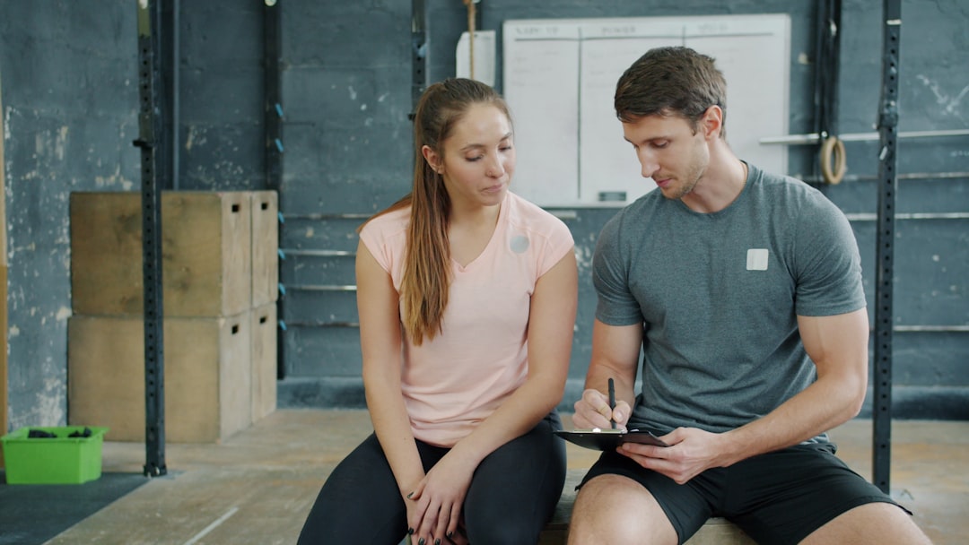 Should I Get a Personal Trainer as a Beginner UK? Practical Advice